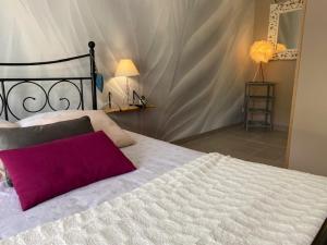 Sejours a la campagne Cottage a la campagne avec piscine et SPA : photos des chambres