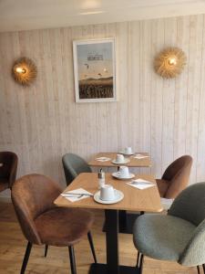 Hotels Brit Hotel des Halles : photos des chambres