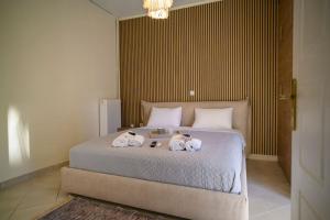 Salty 2bed Bliss and Comfort