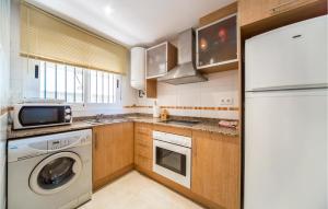 2 Bedroom Amazing Apartment In Cabanes