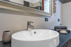 IEO-HUMANITAS Free Parking Apartment