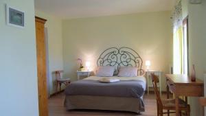 B&B / Chambres d'hotes Comme un ecrin... Chambres et table d'hotes : photos des chambres