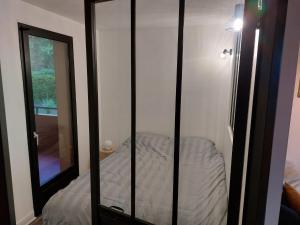 Appartements Appartement Cosy Parking Gratuit : photos des chambres