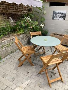 LE CLOS DE BEAUCHAMP APPARTEMENT Le BORD DE MER 2 vélos sont disponibles gratuitement