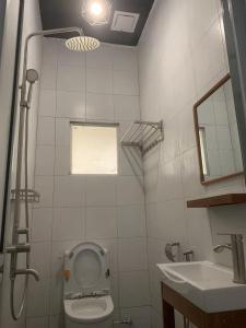 Triple Room in King Queen Single Bukit Mertajam