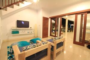 Villa Alam Biru