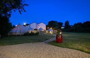 Greystones Glamping - Tent 4