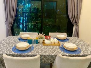 Modern&Peace full home 4BR near Airport