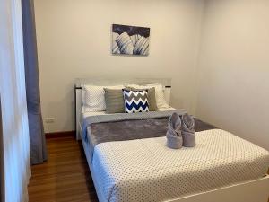 Modern&Peace full home 4BR near Airport