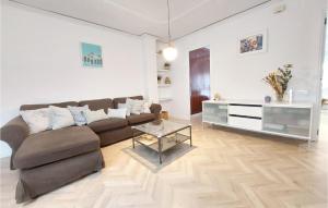 Stunning Apartment In Puerto De Sagunto
