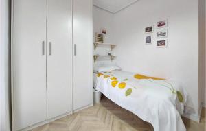 Stunning Apartment In Puerto De Sagunto