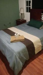 Amplia casa urbanización privada