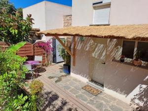 Maisons de vacances Villa Cutalello cote mer Sant'Ambroggio : photos des chambres