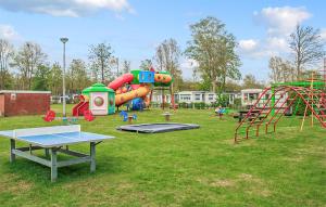 Nice Stacaravan In Reutum With Wifi