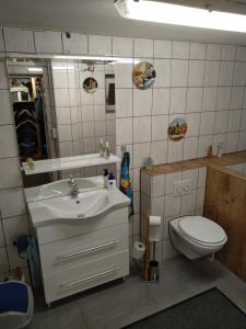 Charmantes Western-Zimmer mit Veranda auf dem Raihof