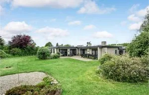 5 Bedroom Beautiful Home In Tranekær - Lohals