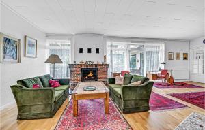 5 Bedroom Beautiful Home In Tranekær