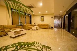 Hotel Aarunya Royale - Pāl