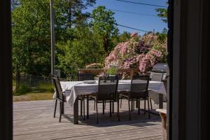 House with its own jetty, high standard - Dalarö