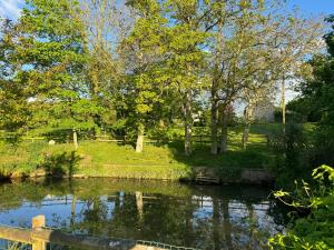 B&B / Chambres d'hotes Le Jardin Poulard : photos des chambres