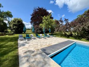 Maisons de vacances La Maison L'Eperon, stylish 5 star villa surrounded by vineyard near Saint Emilion : photos des chambres
