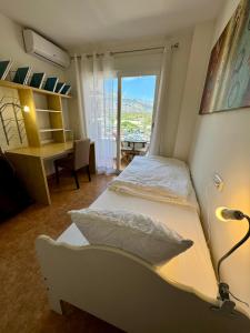 WohnungAltea - Kirche, Berge, am Meer