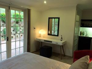 Luxurious Room in excellent proximity to Beach