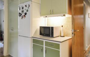 Amazing Home In Bergshamra With Wifi