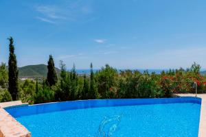 Villa Bellavista has stunning views and a private infinity pool