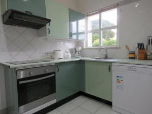 Blue Sea Apartment - Near beach, car not essential