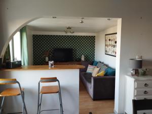 Appartements T2 renove avec parking prive a proximite de LYON : photos des chambres