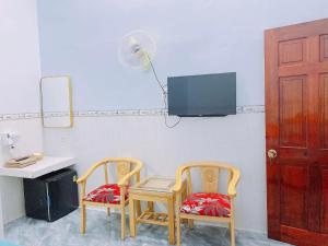 Phòng Tiêu Chuẩn Giường Lớn (Standard King Room)