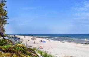 Awesome Home In Dzwirzyno With Wifi