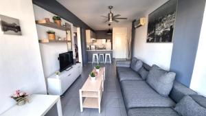 Beachside Comfort - 2Br Apt,5 Min to the Beach