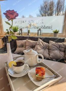 Tunstall J&D Caravan on the East Coast