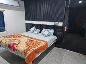 Midnight Black By BnBGuys