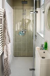 Mint Pearl Apartment 3 rooms 2 bathrooms at Kálvin Square