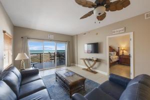 Luxury Direct Ocean Front 1315 sq ft. - Hot Tub Pool
