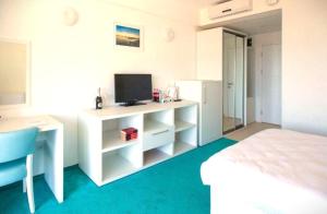 Blooming by the Sea - camere cu vedere frontală spre mare