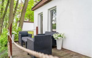 Lovely Home In Sulnowo With Kitchen