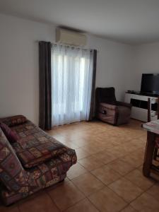 Appartements agreable maison de campagne situee au calme : photos des chambres