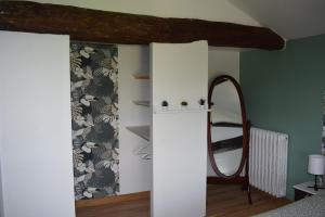 B&B / Chambres d'hotes Le Cardoue, chambres d-hotes proche du Puy duFou : photos des chambres