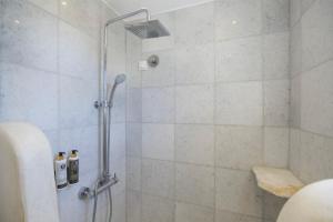 Apartment (4 Adults) room in Margarita Studios Ambelas
