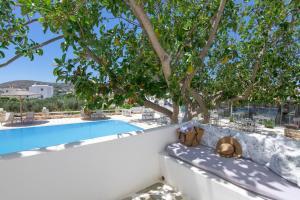 Margarita Studios Ambelas