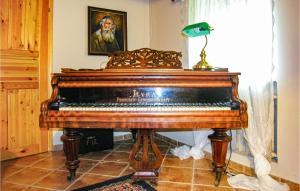 Awesome Home In Pleszew With Wifi