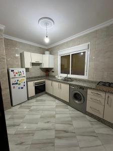 Appartement au 1er étage de 4 pièces à martil