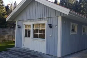 Lidköpings Golfbana och Vänern - 利雪平