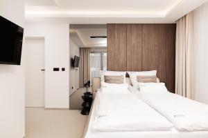 Aqua Bluemica ADULTS ONLY