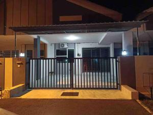 Bota TheDaun Homestay Taman Indera
