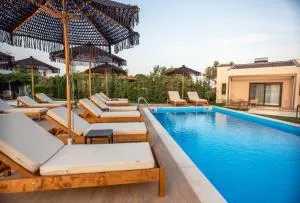 Terra Holiday Homes - Asproválta